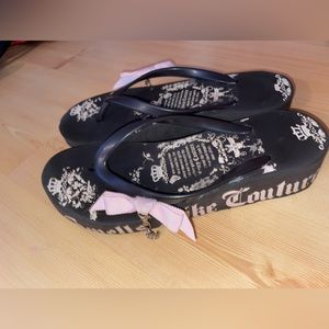 Juicy couture sandals